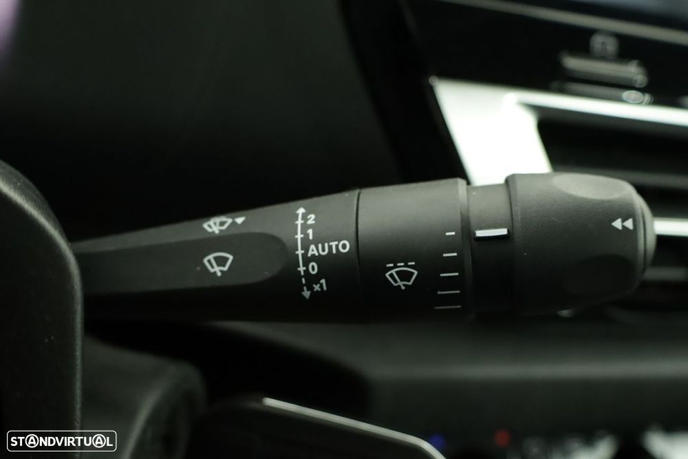 Citroën C4 X 1.2 PureTech Plus EAT8 - 18