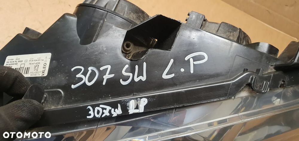 Lampa lewy przód przednia lewa Peugeot 307 9634369180 - 9