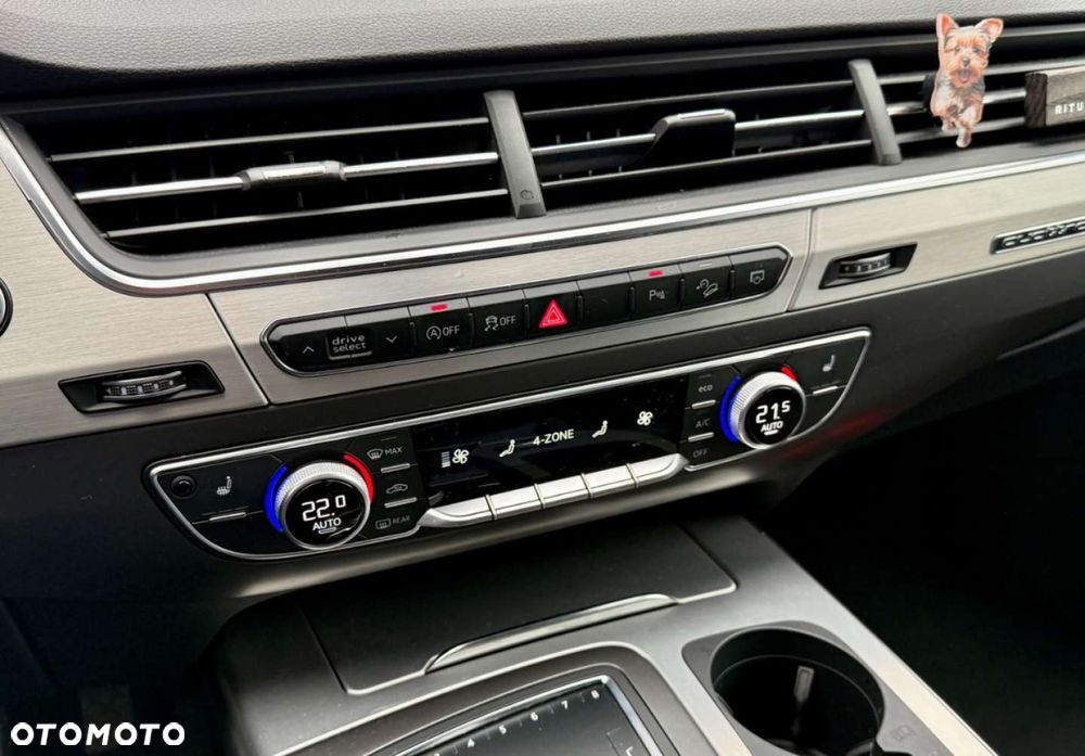 Audi Q7 - 32