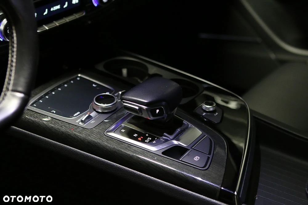 Audi Q7 - 23