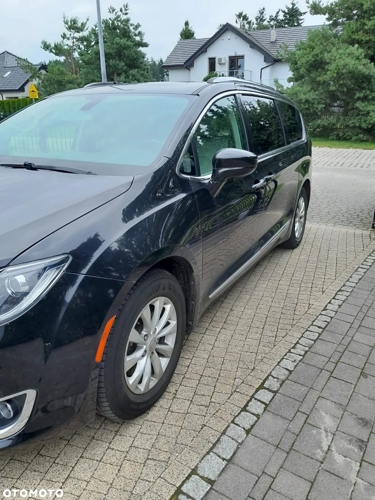 Chrysler Pacifica - 7