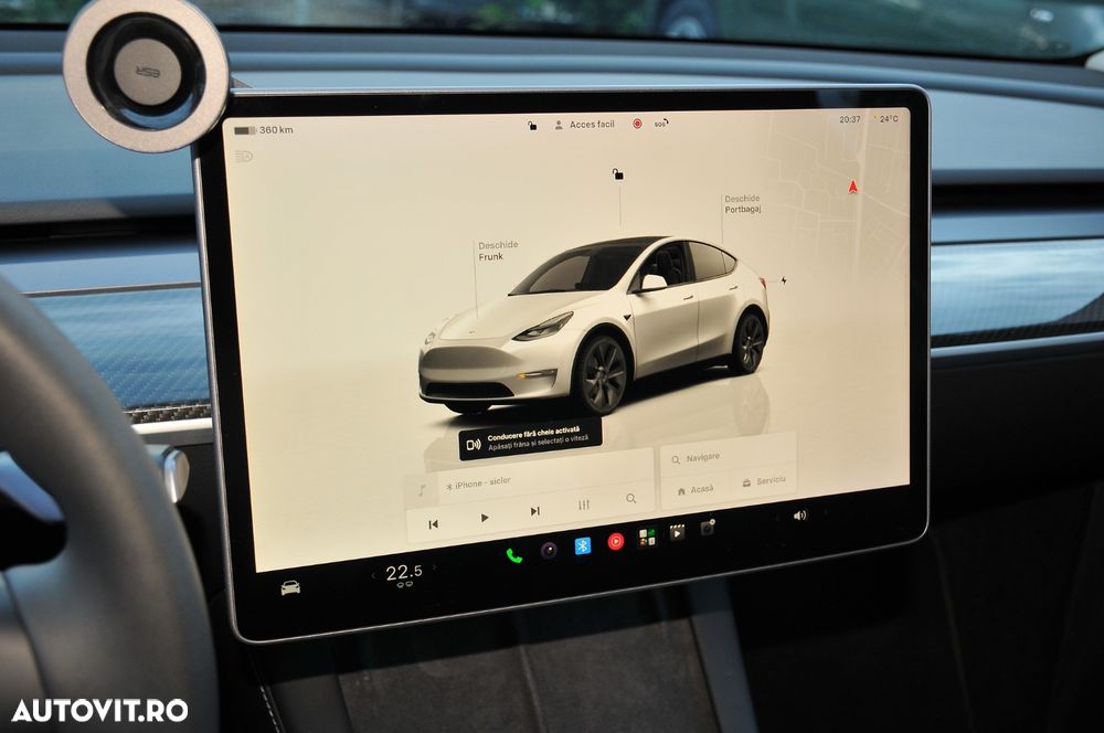 Tesla Model Y Long Range Dual Motor AWD - 15