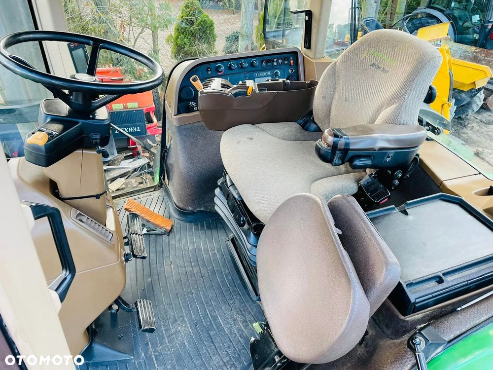 John Deere 8130 - 20