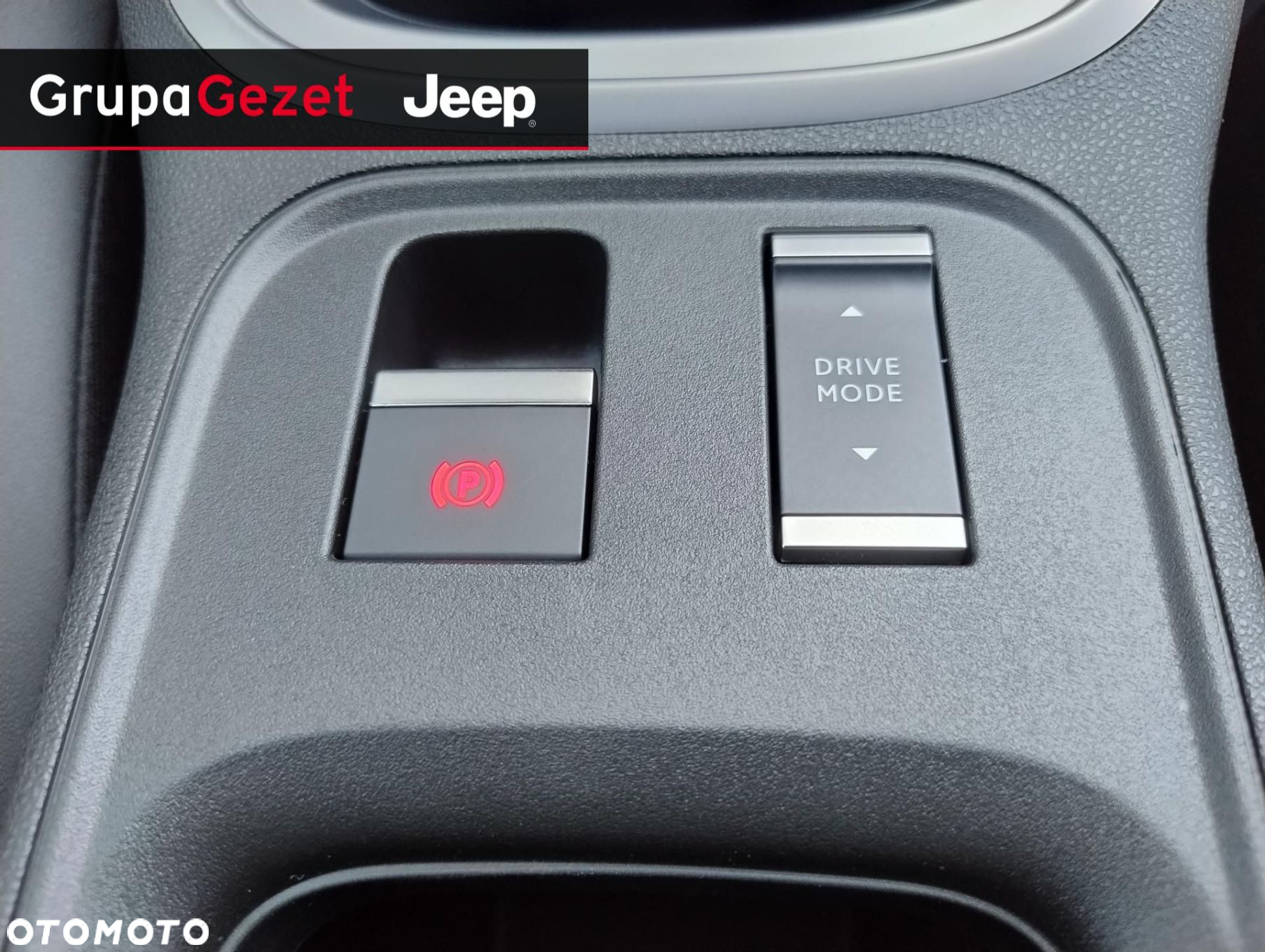 Jeep Avenger 1.2 T3 mHEV Summit FWD eDCT6 - 19