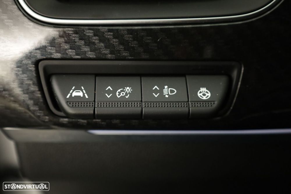 Renault Arkana 1.3 TCe R.S.Line EDC — fotografia 20