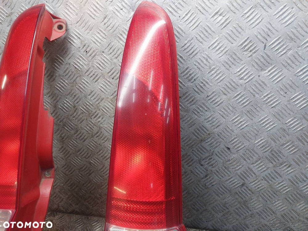 LAMPA LEWY TYŁ + PRAWY TYŁ FIAT PANDA II 51705458 51705459 - 6
