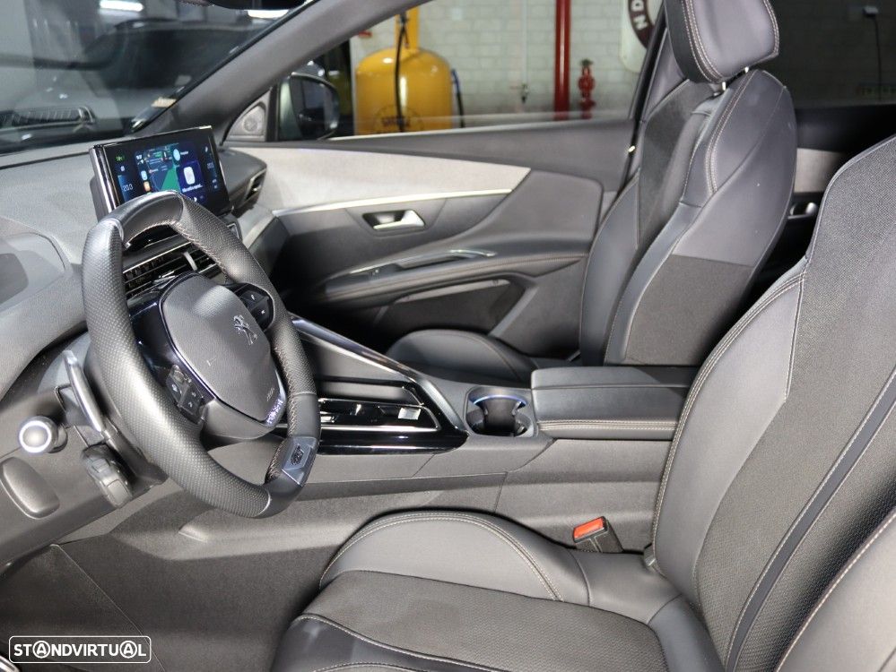 Peugeot 3008 1.6 Hybrid GT Pack e-EAT8 - 10