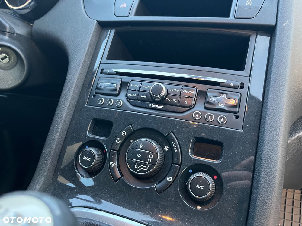 Peugeot 5008 2.0 BlueHDi Style 7os - 17