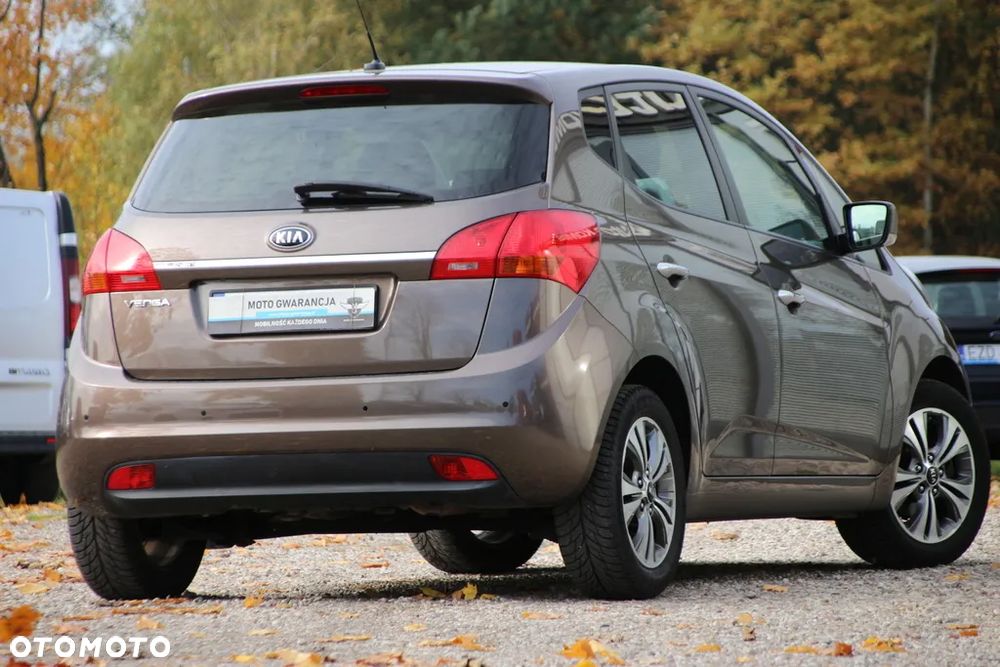 Kia Venga 1.4 CVVT Attract - 18