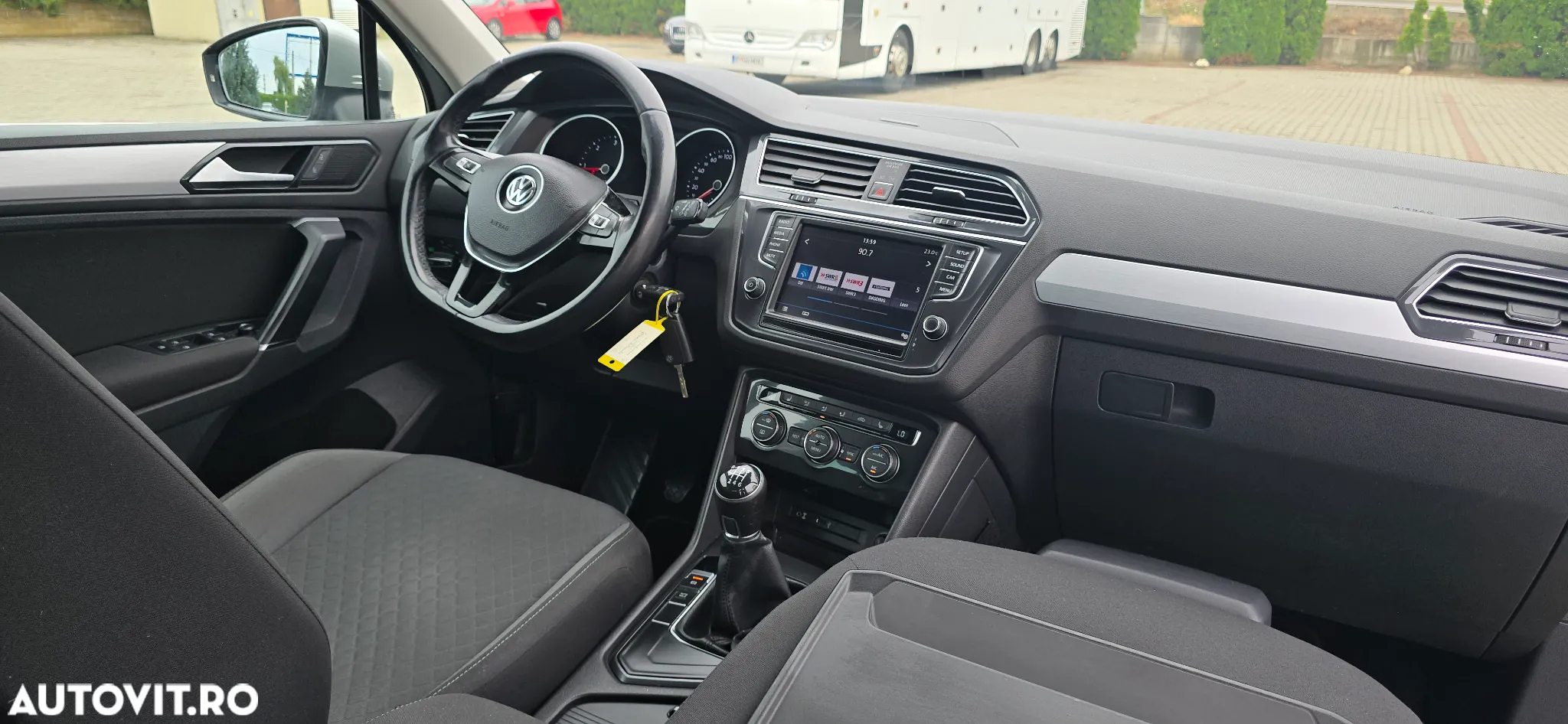 Volkswagen Tiguan 2.0 TDI SCR (BlueMotion Technology) Comfortline - 11