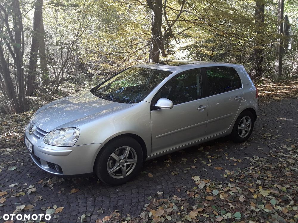 Volkswagen Golf V 1.9 TDI Comfortline - 16
