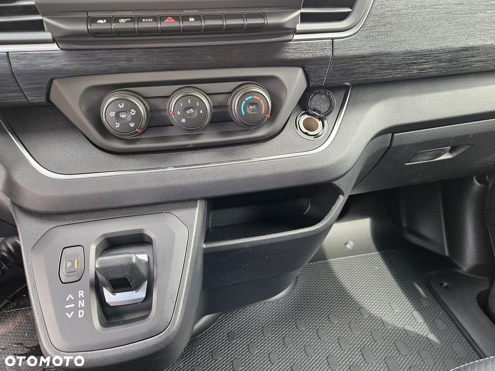 Renault Trafic - 14