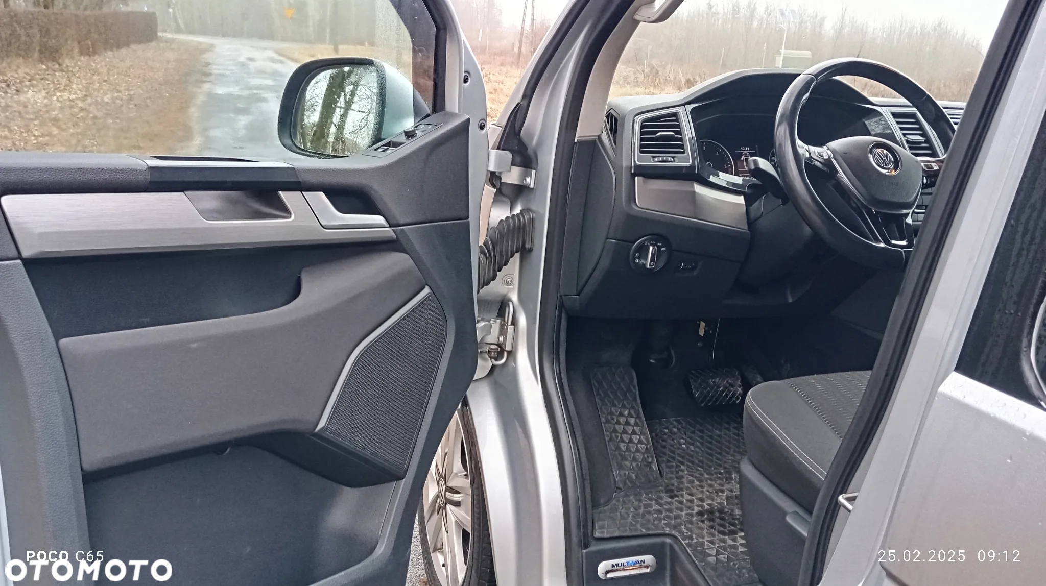 Volkswagen Multivan - 10