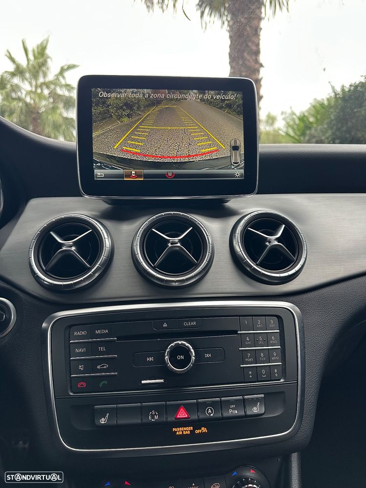 Mercedes-Benz CLA 200 d Shooting Brake AMG Line Aut. - 19