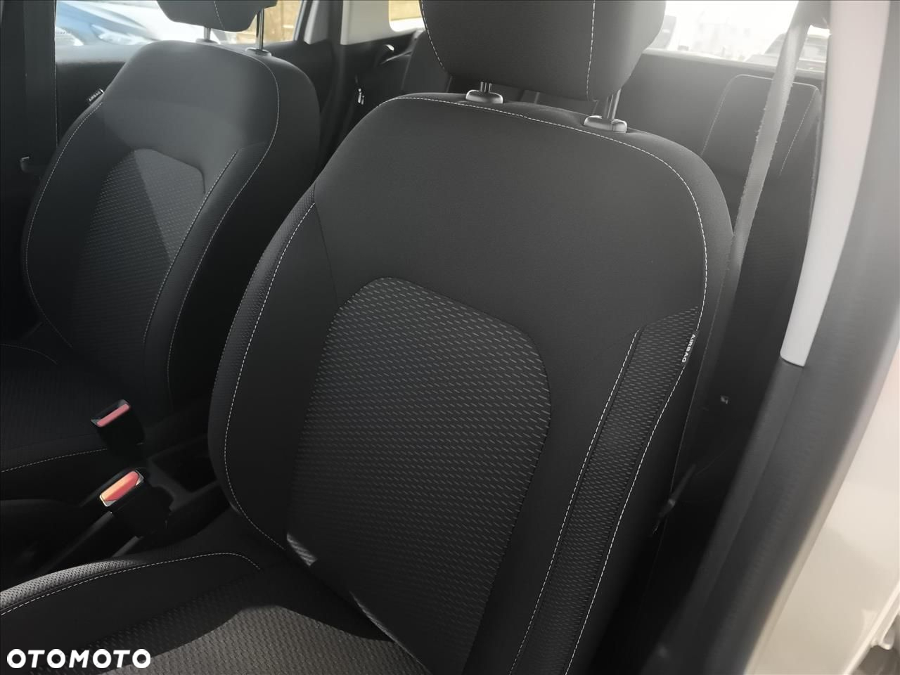Dacia Duster 1.5 Blue dCi Comfort - 12
