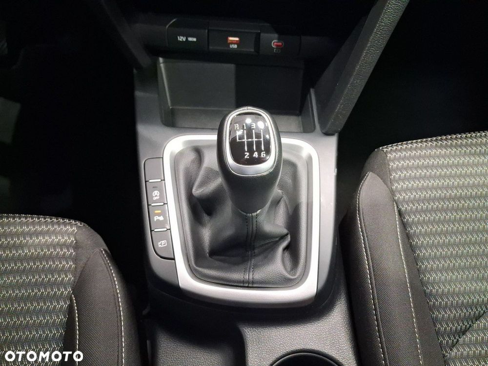 Kia XCeed - 18