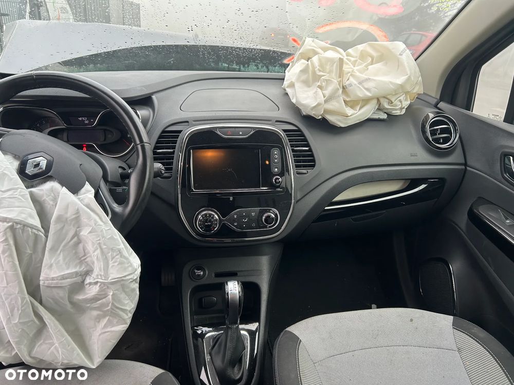 Renault Captur - 16