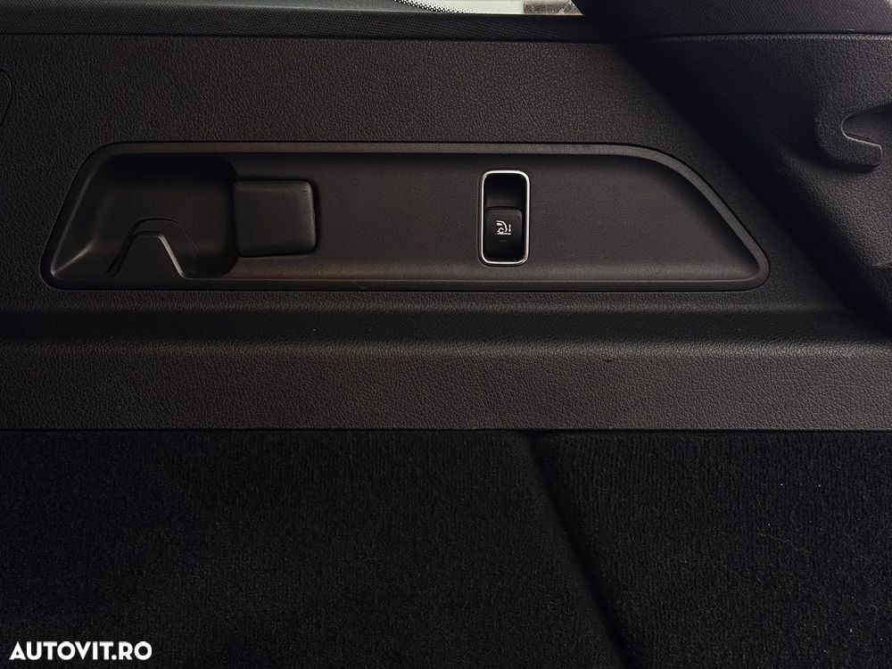 Mercedes-Benz GLE 400 d 4Matic 9G-TRONIC AMG Line - 39