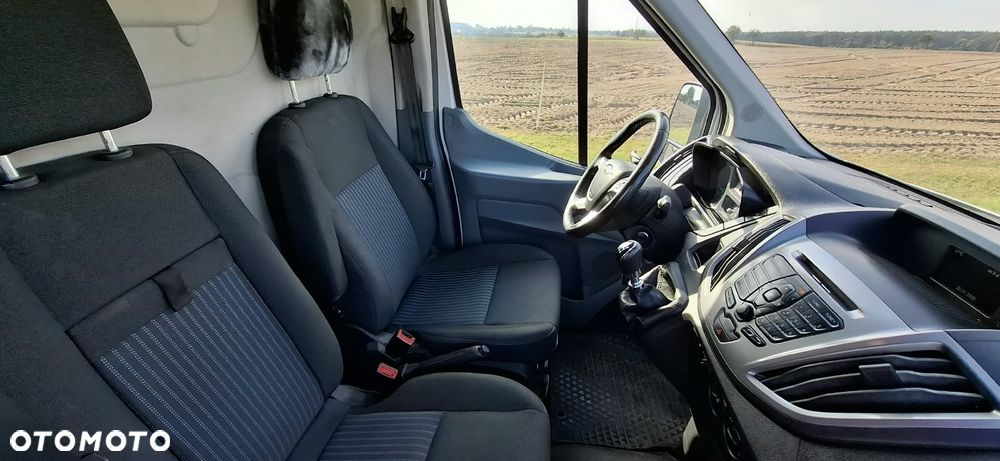 Ford TRANSIT - 13