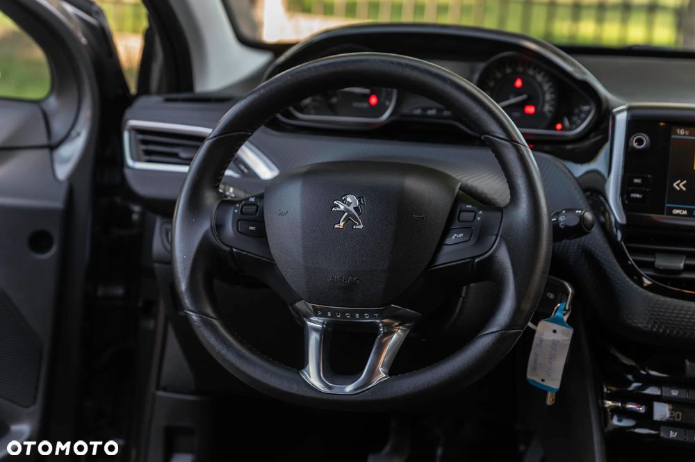 Peugeot 2008 PureTech 82 Style - 21