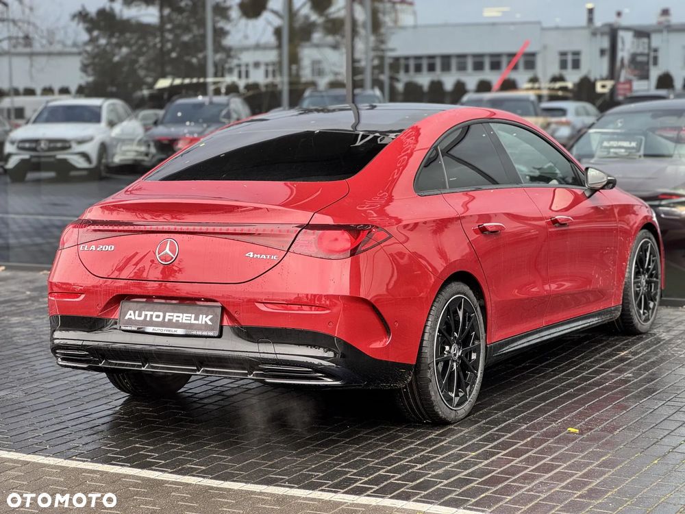 Mercedes-Benz CLA 200 mHEV 4-Matic 8G-DCT - 9