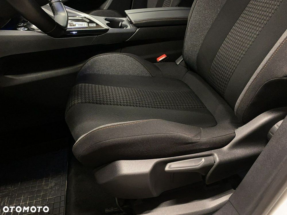 Peugeot 5008 - 14