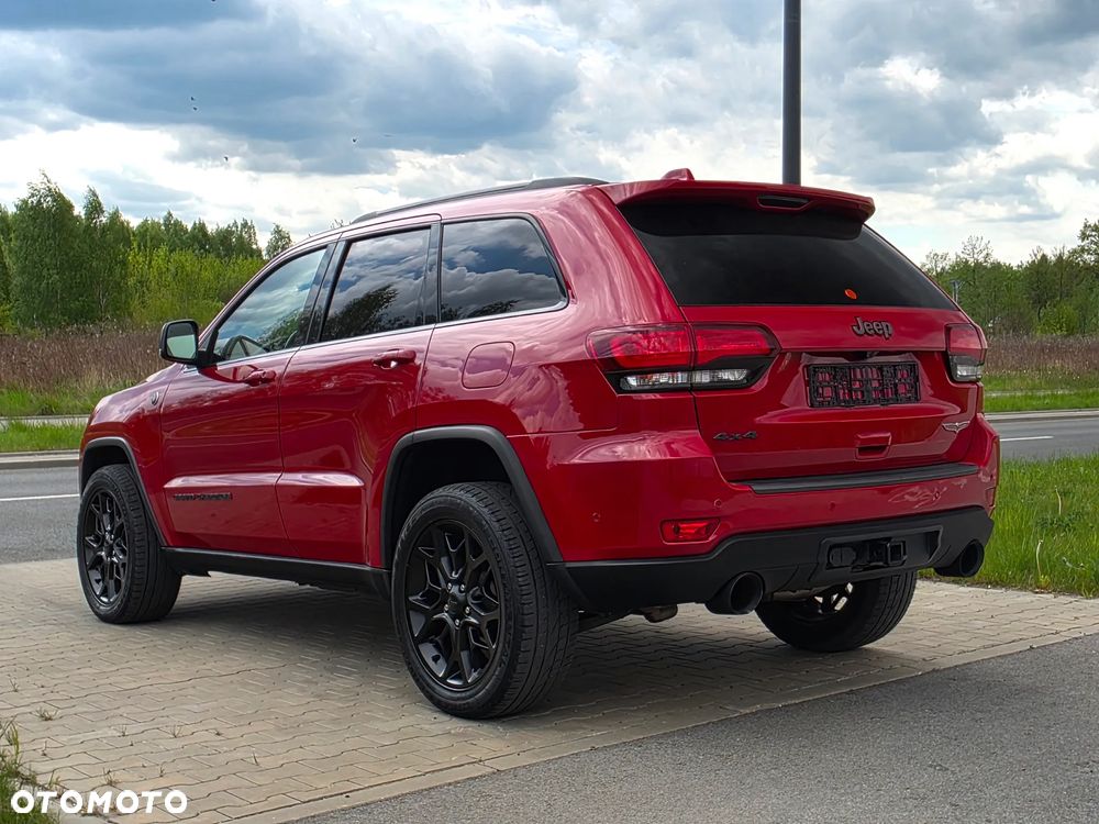 Jeep Grand Cherokee - 13