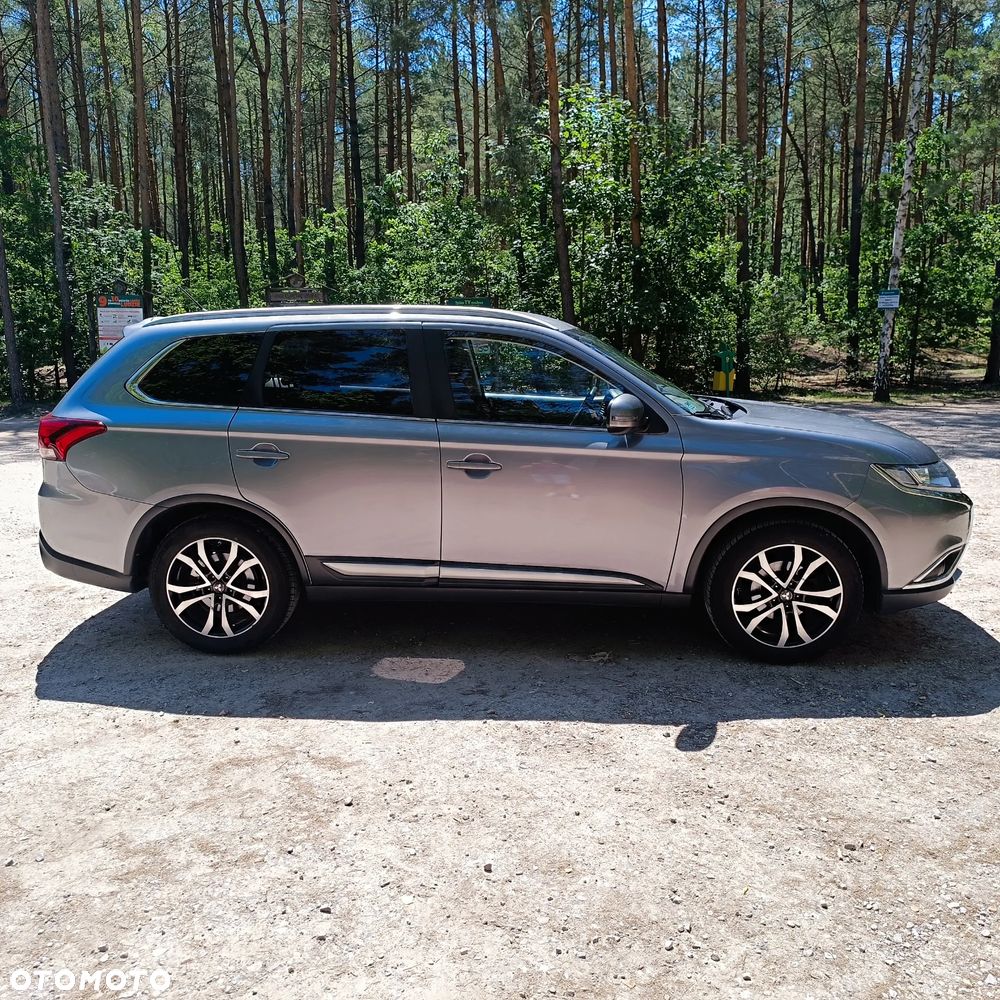 Mitsubishi Outlander - 6