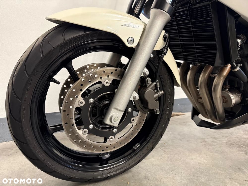 Yamaha XJ - 9