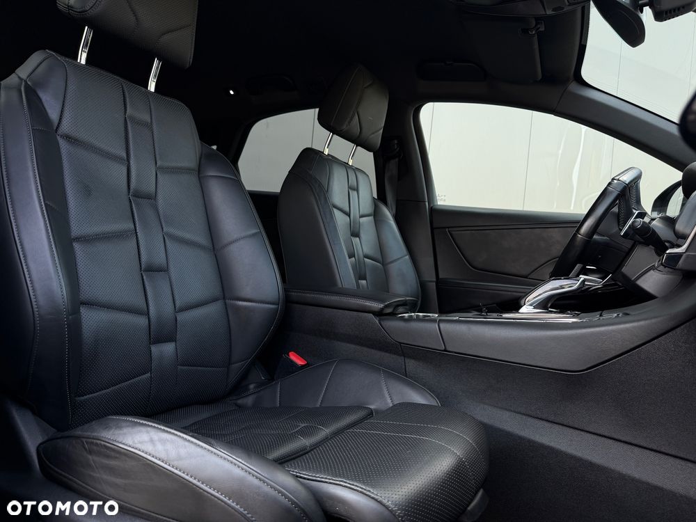 DS Automobiles DS 7 Crossback 2.0 BlueHDi Louvre - 29