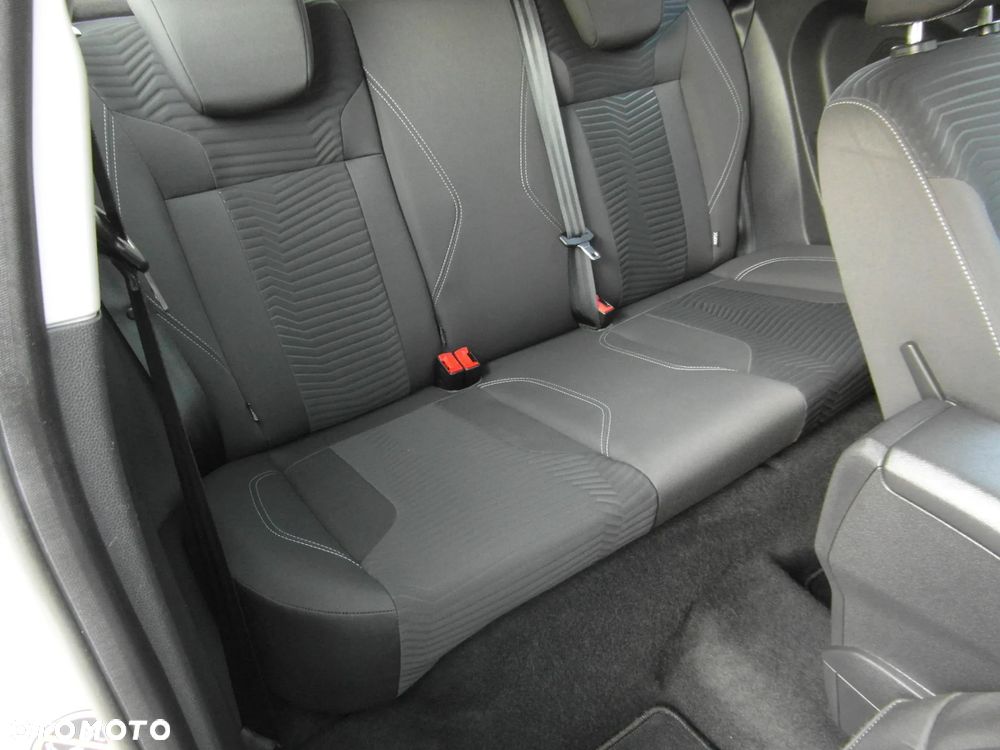 Ford Fiesta 1.6 Ti-VCT Titanium - 29