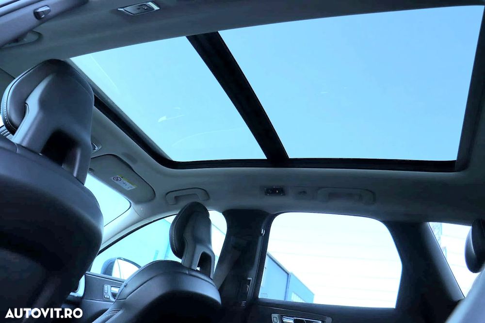 Volvo XC 60 D5 AWD Geartronic Inscription - 27