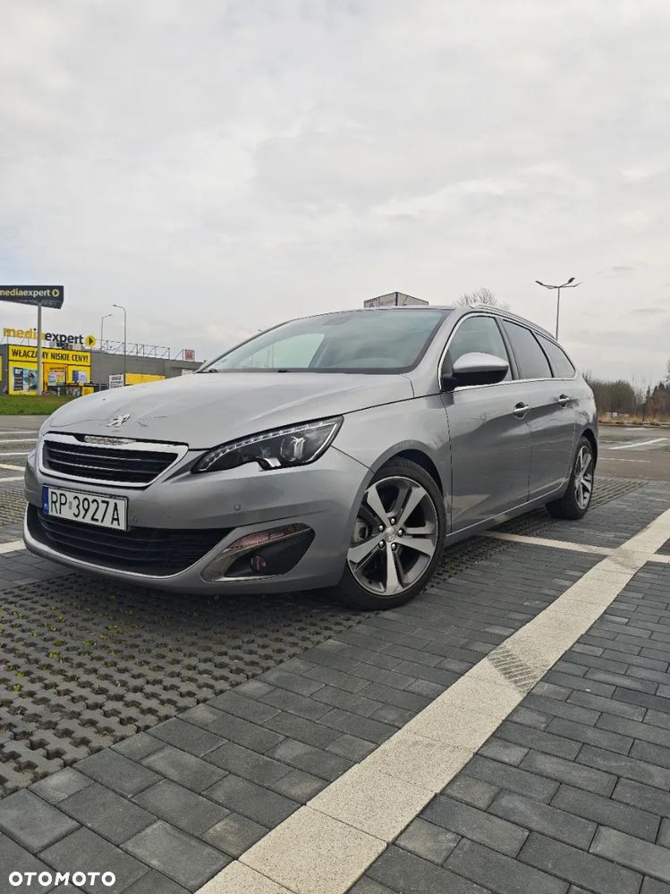 Peugeot 308 2.0 Blue HDi Allure S&S - 2