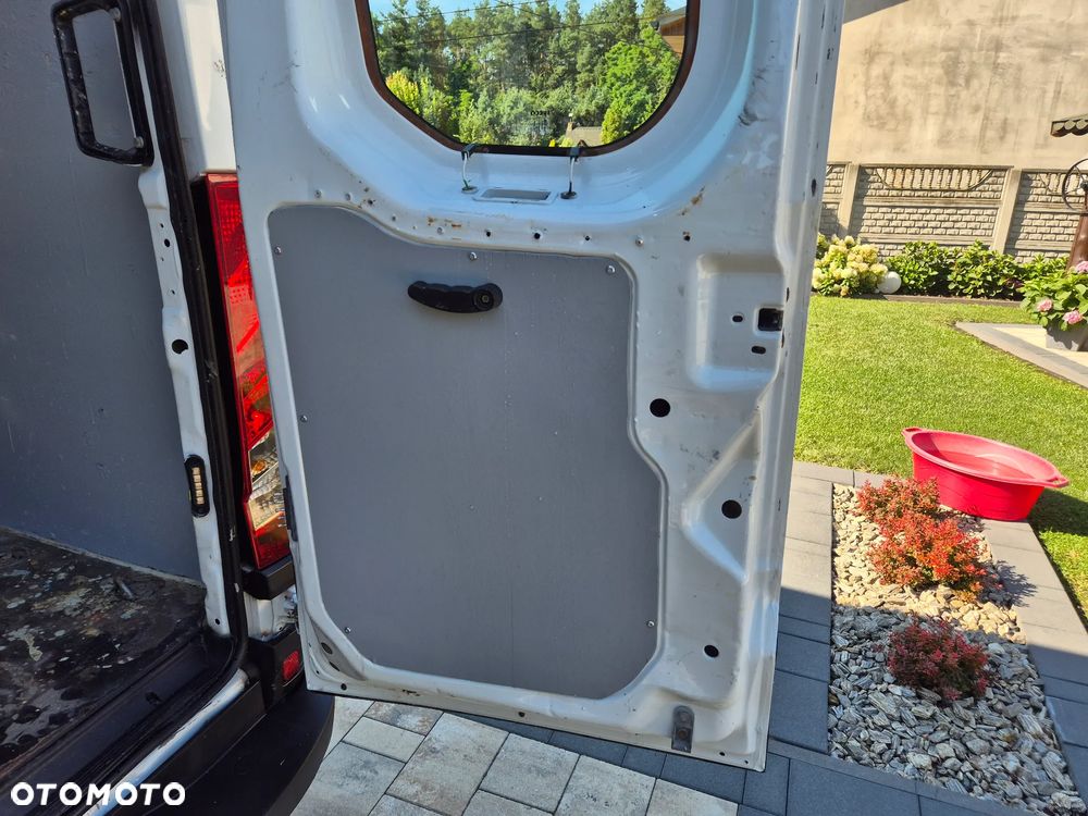 Iveco IVECO 35C15 BLIZNIAK BRYGADÓWKA KLIMATRONIK MAX PNEUMATYKA - 37