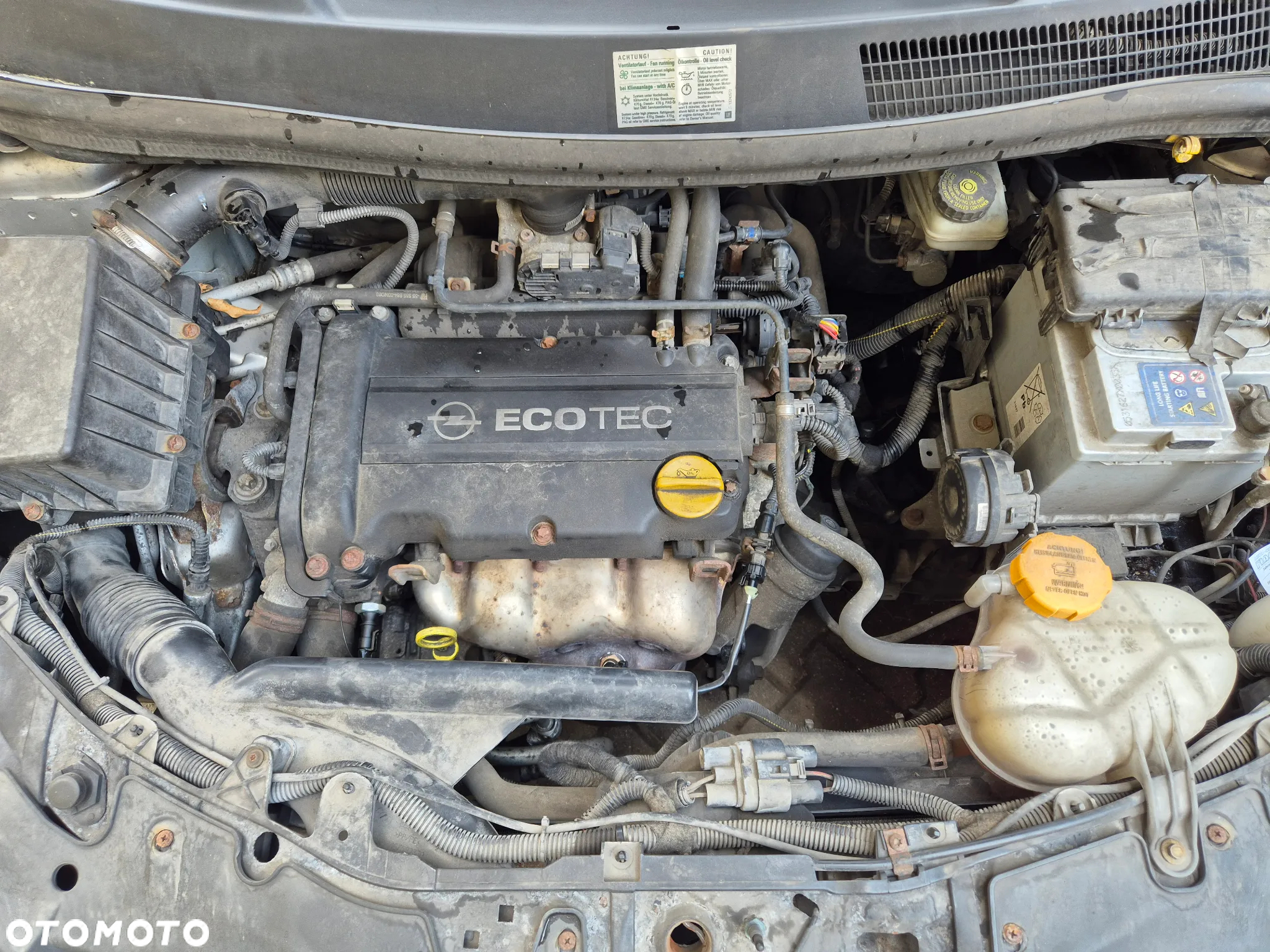 Opel Corsa 1.2 16V Enjoy - 12
