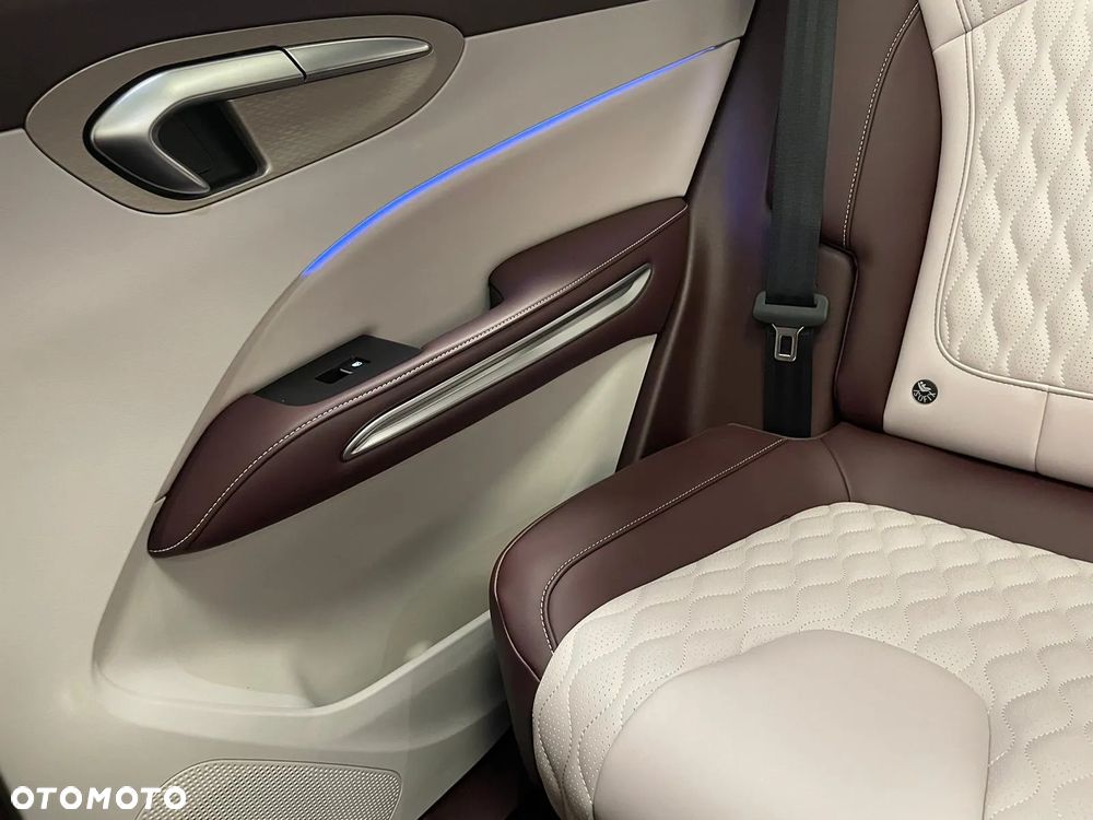 Bestune T90 2.0T Elegance - 26