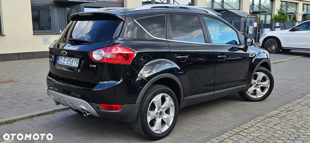 Ford Kuga 2.0 TDCi 2x4 Titanium - 29