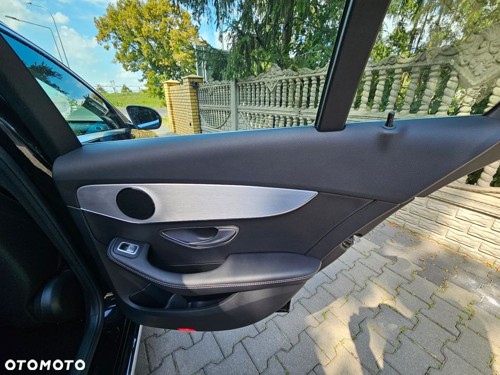 Mercedes-Benz Klasa C 180 9G-TRONIC - 20