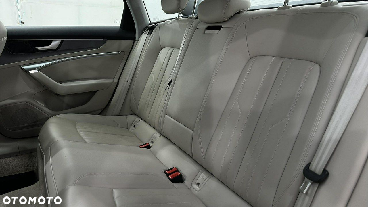 Audi A6 - 12