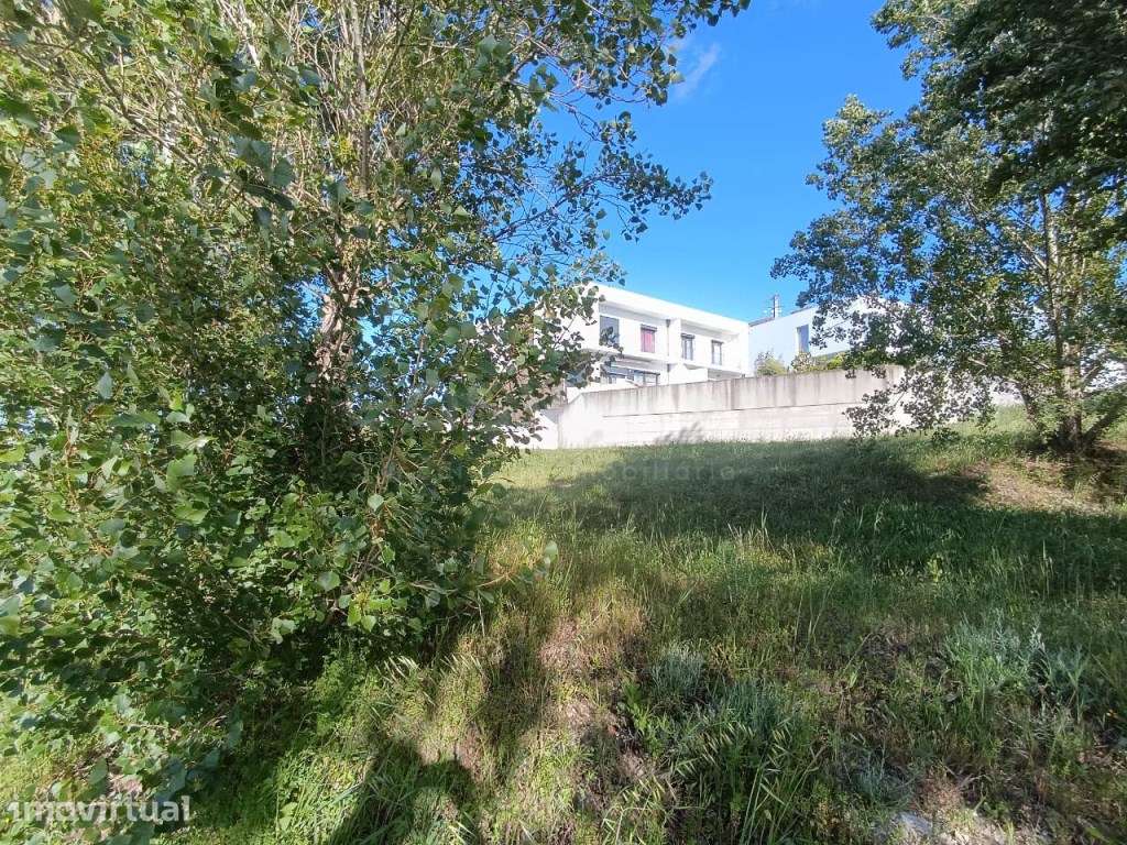 Lote de terreno para construção em zona privilegiada de Torres Novas - Grande imagem: 4/10
