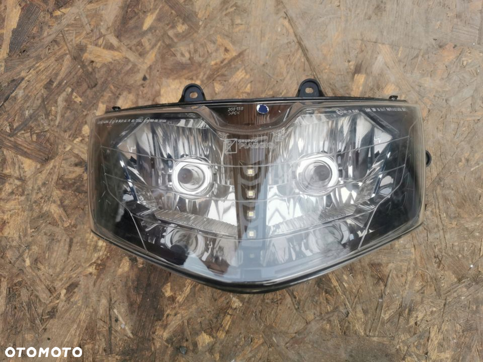 Lampa reflektor Piaggio MP3 Yourban 125/ 300 - 4