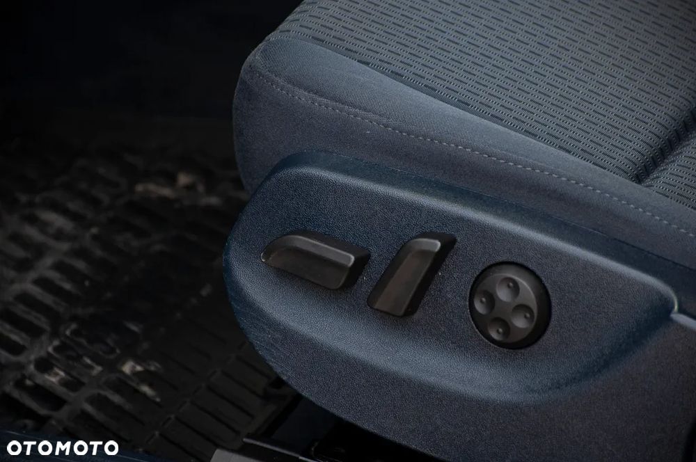 Audi A6 Limousine 2.4 - 35