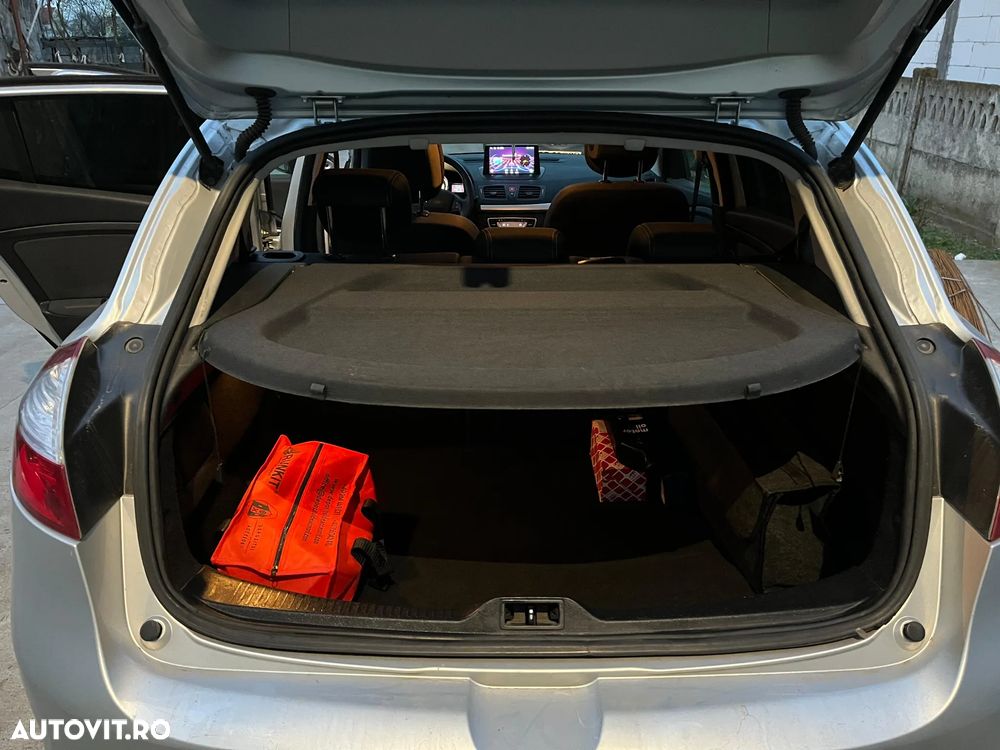 Renault Megane 1.5 dCi Dynamique - 10