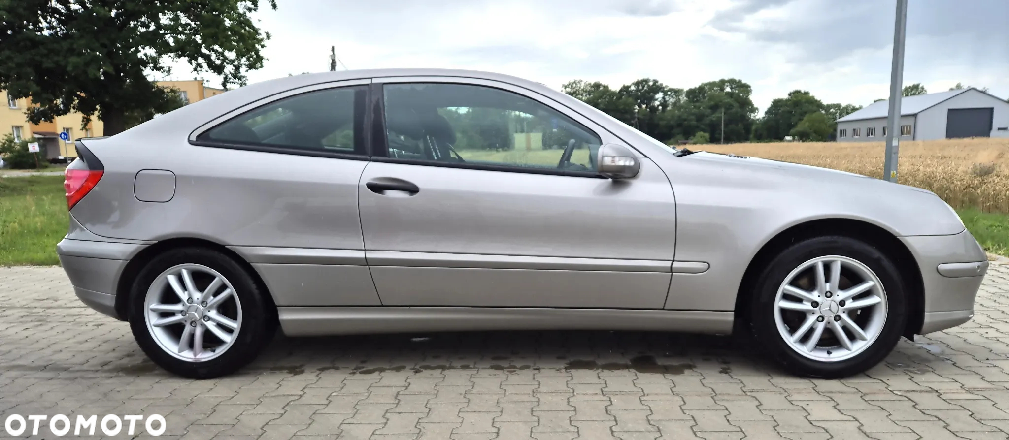 Mercedes-Benz Klasa C 200 Kompressor Sportcoupe - 2