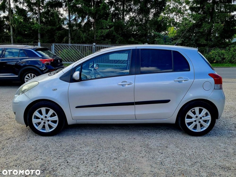 Toyota Yaris 1.33 Sol - 8