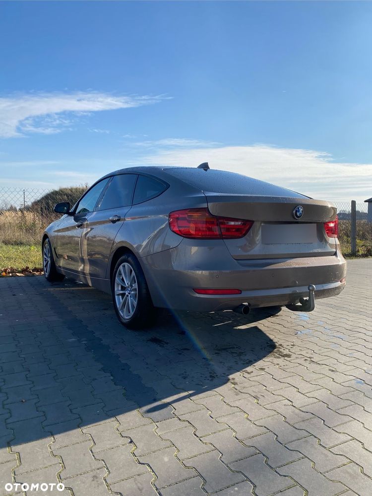 BMW Seria 3 318d - 7