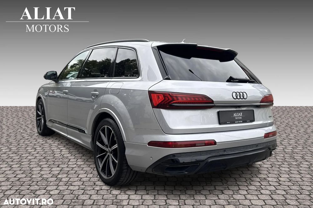 Audi Q7 3.0 55 TFSIe quattro Tiptronic S Line - 8
