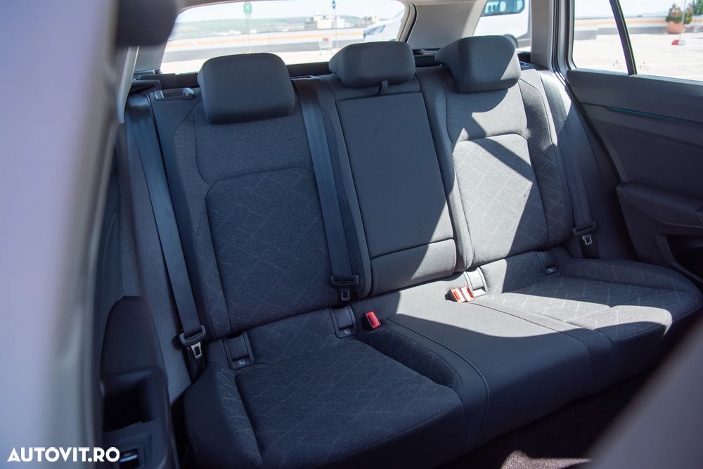 Volkswagen Golf 2.0 TDI DSG Style - 31