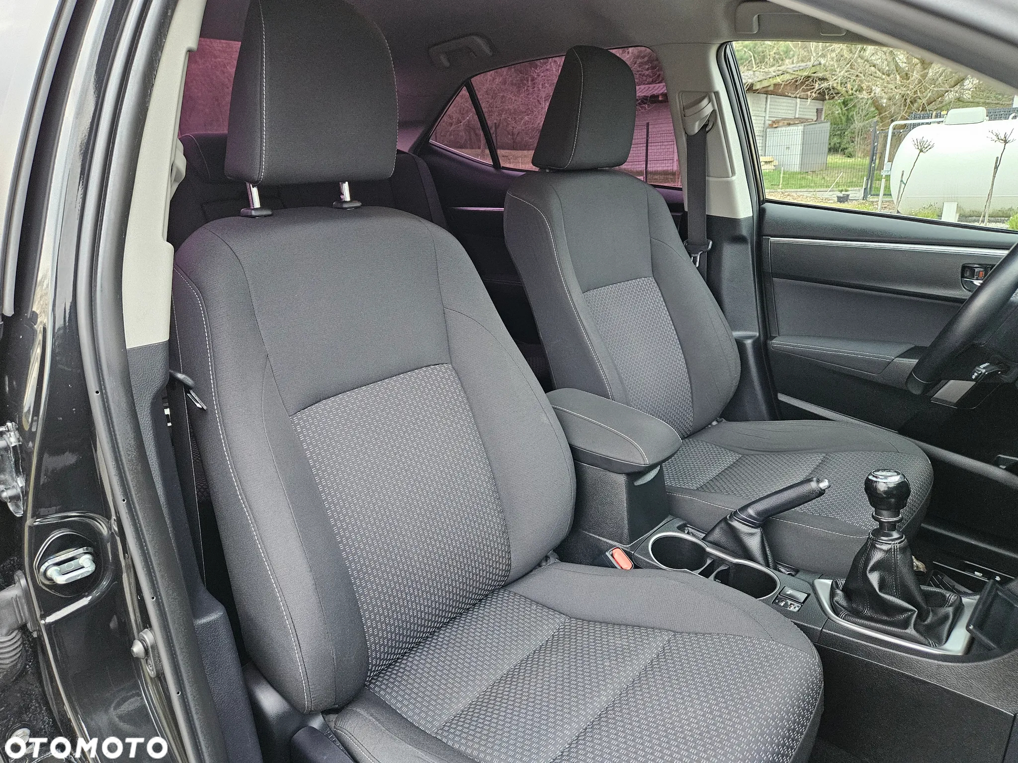 Toyota Corolla 1.6 Prestige - 13