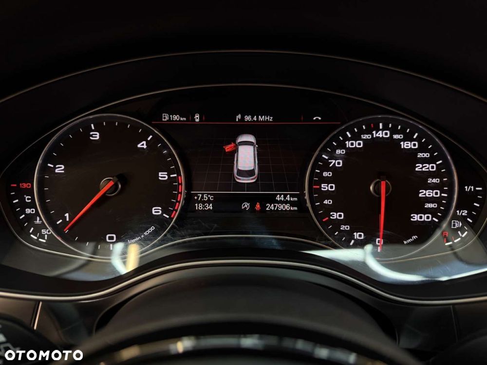 Audi A6 Avant - 27